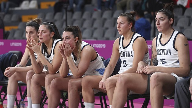 Argentinsk basketbalistky u zpas s Panenskmi ostrovy neprovaly, po zmn dres pro n Panamerick hry skonily nezdarem.