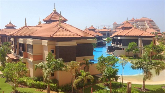 Dubaj, Palm Jumeirah, Spojen arabsk emirty. Byt 2+kk/T s obytnou plochou 145 m2 je na prodej za 13 133 120 korun. 
