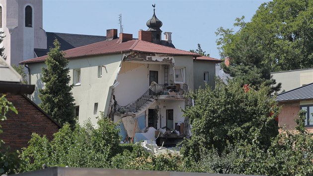 Dm ve Strahovicch na Opavsku po vbuchu. (8. srpna 2019)