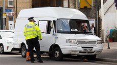 idi dodávky zaútoil ve východním Londýn pi dopravní kontrole na policistu...