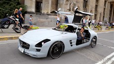 Polský kutil Andrzej Burek si postavil šlapací supersport Mercedes SLS