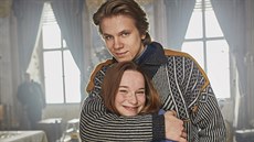 Yvona Stola�ová a Zden�k Pi�kula ve filmu Poslední aristokratka (2019)