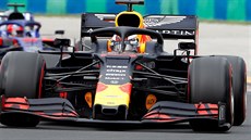 Max Verstappen v tréninku na Velkou cenu Maarska F1.