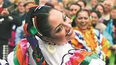 Mezinárodní folklorní festival nabízí každoročně v Šumperku ukázky folkloru a tradic z celého světa včetně exotických zemí. Letos půjde mimo jiné o Kostariku, v předchozích letech šlo ze zemí Latinské Ameriky například o soubor z Mexika (na snímku).