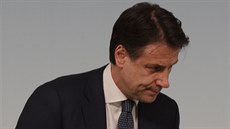 Italský premiér Giuseppe Conte na tiskové konferenci (8. srpna 2019).