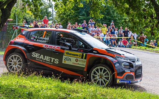 Rus Alexej Lukjauk bhem tvrté rychlostní zkouky Barum Czech Rally.