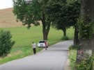 Mezi obcemi Čenkov a Třešť srazilo auto dva chodce, kteří na místě zemřeli (18....