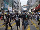 V Hongkongku se v sobotu seli prodemokratití demonstranti i stoupenci místní...