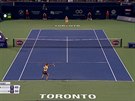 Bouzková si na Rogers Cupu zahraje semifinále, Halepová vzdala