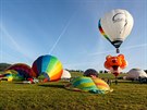��astn�k�m balonov� fiesty startuj�c�m od hradu Bouzova na Olomoucku se i letos...