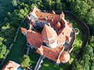 astnkm balonov fiesty startujcm od hradu Bouzova na Olomoucku se i letos...