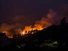Lesní poár na Gran Canarii stále není uhaený (18. srpna 2019)