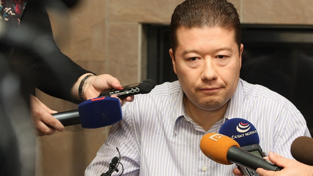 Plénum Ústavního soudu za�átkem ledna odmítlo Okamur�v návrh na odlo�ení v�bec první p�ímé volby prezidenta.