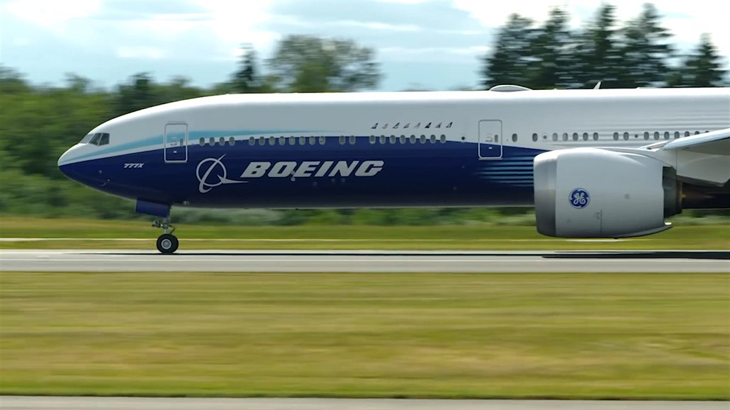 Boeing otestoval svůj model 777X