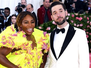 Serena Williamsová s manželem Alexisem Ohanianem (New York, Costume Institute...