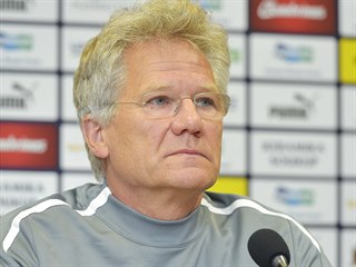 Trenér fotbalistů Antverp László Bölöni