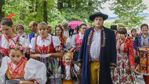 Vavineck pou s krojovanm procesm na nvr Vavineek nad Domalicemi (10. srpna 2019).