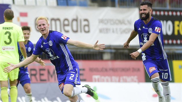 V�clav Jemelka z Olomouce se prosadil v z�pase proti Karvin�.