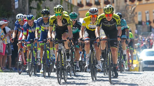 Na ele zvodu Czech Tour jede seikovan stj Mitchelton-Scott, ve lutm jej ldr Daryl Impey.