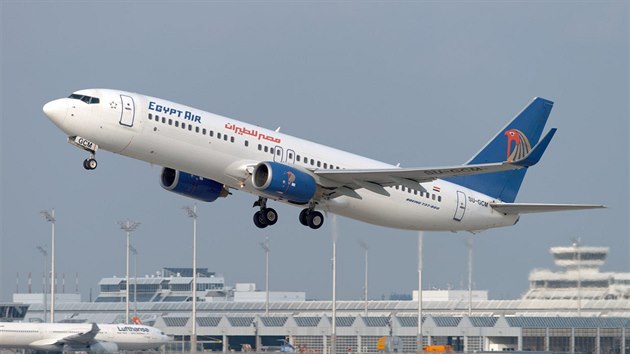 Boeing 737-800 spolenosti Egypt Air