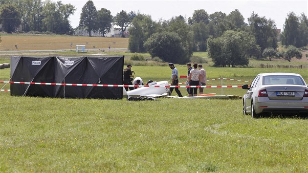 Na letišti v Havlíčkově Brodě havaroval kluzák, jeho pilot nehodu nepřežil. (11. srpna 2019)
