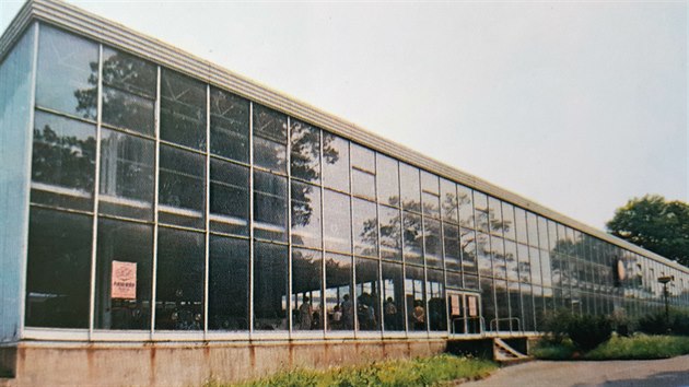 Tak vypadalo někdejší muzeum Tatry, v provozu v letech 1967 až 1997. V roce 2004 se propadla střecha a objekt byl poté zplanýrován.