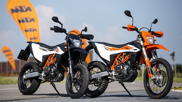 KTM 690 Enduro R a SMC R