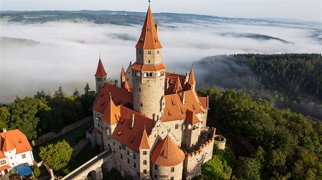 astnkm balonov fiesty startujcm od hradu Bouzova na Olomoucku se i letos naskytly chvatn pohledy na pamtku a jej okol i krajinu.