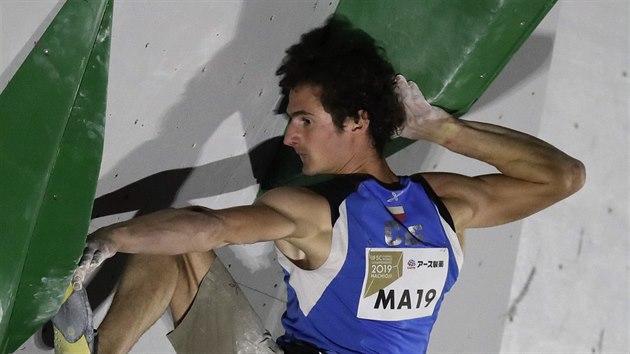 Adam Ondra v semifinle MS v boulderingu