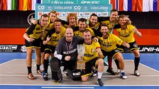 Brn�n�tí Troopers se radují z vít�zství v amatérské v�tvi florbalového turnaje...