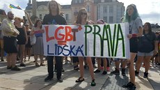 Centrem Ostravy poprvé proel prvod sexuálních menin. (17. srpna 2019)