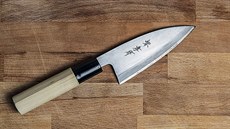 Jeden ze sbírky japonských nožů