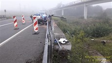 Pi nehod u Plané na Tachovsku se v osobním vozidle zranili ti lidé. Auto...