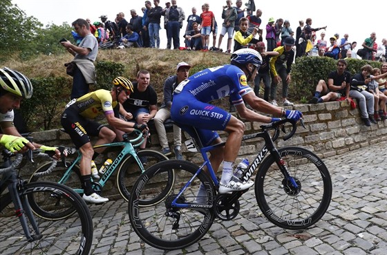 Zdenk tybar (v modrém) na loské Binck Bank Tour.