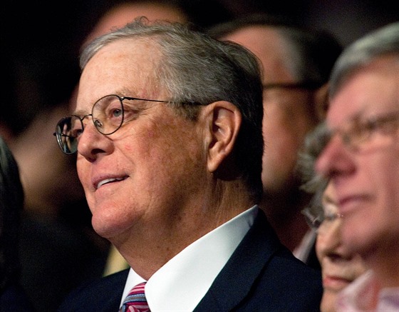 Ameerický miliardá David Koch na shromádní na konferenci AFP ve Washingtonu....