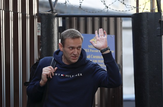 Ruský opoziční vůdce Alexej Navalnyj opustil po 30 dnech vězení, kam byl...