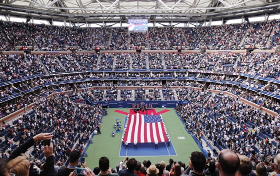 Monstrózní kulisy tenisového US Open. Aréna  Arthura Ashe opt oije, v New...