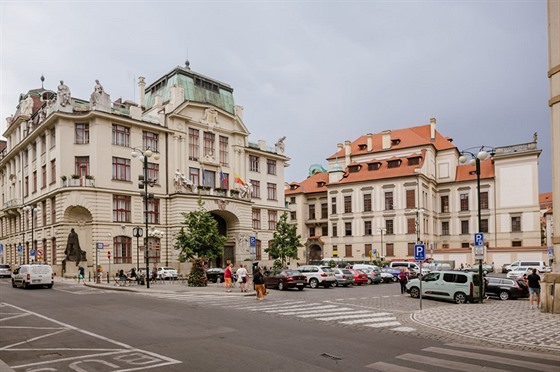 Současná podoba Mariánského náměstí v Praze. (27.8.2019)