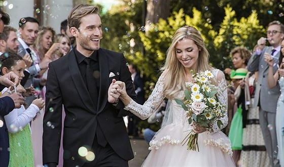 Youtuber Felix Kjellberg a influencerka Marzia Bisogninová se vzali 19. srpna v...
