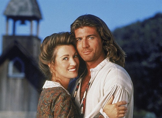 Jane Seymourová a Joe Lando v seriálu Doktorka Quinnová (1993)