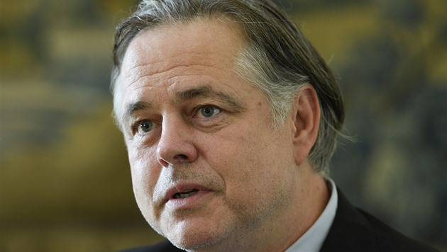 Zemanův muž v Číně končí: Novým velvyslancem má být Tomčo, manžel zpravodajky ČT v Pekingu Šámalové