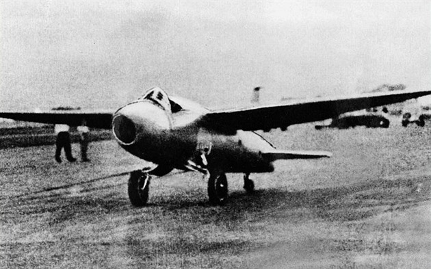 K boji nevhodný. Se svým prvním proudovým strojem si Američané užili legraci