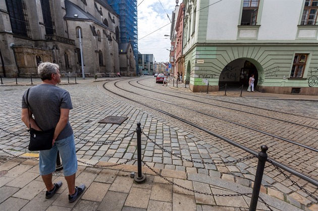 Frekventovaná ulice 8. kvtna v centru Olomouce. Ji roky potebuje pedevím...