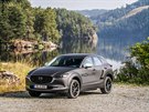 Prototyp elektromobilu Mazdy postavený na základech modelu CX-30