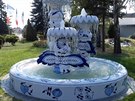 Porcelánka v Dubí si k výroí nadlila cibulákovou fontánu