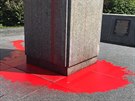 Pomník Konva v Praze 6 opt terem vandalismu. (22. 8. 2019)