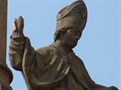 Poniená socha Sv. Prokopa na podbradském námstí. (26. srpna 2019)
