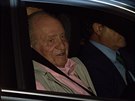 Bývalý panlský král Juan Carlos I. pijídí do nemocnice Quiron Hospital, kde...
