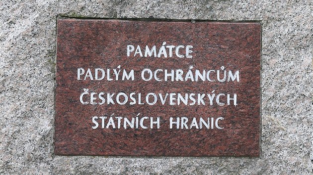 V souasnosti je na Cnovci na soukromm pozemku nedaleko hranice jen pomnk pohraninkm. Klub eskho pohrani by u nj chtl jet kopii sochy pohraninka se psem z roku 1955.