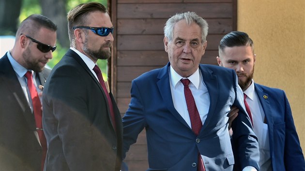 Prezident Milo Zeman pichz na zahjen mezinrodnho agrosalonu Zem ivitelka na eskobudjovickm vstaviti.